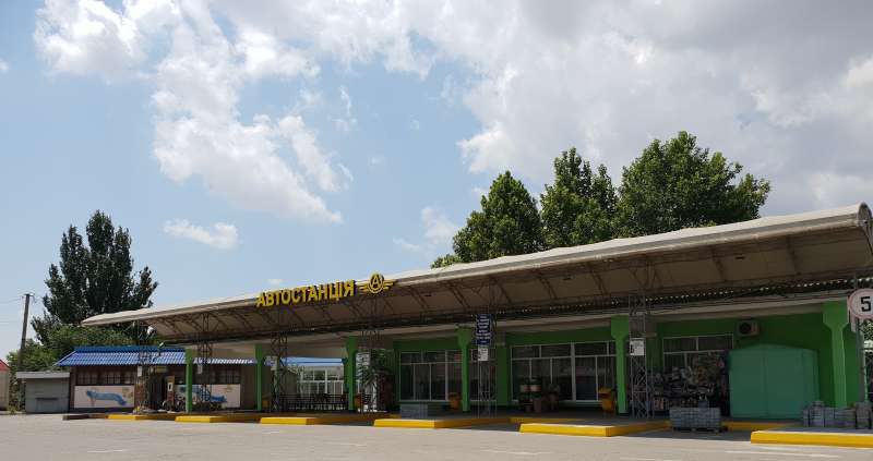 Автовокзал Новотроїцьке